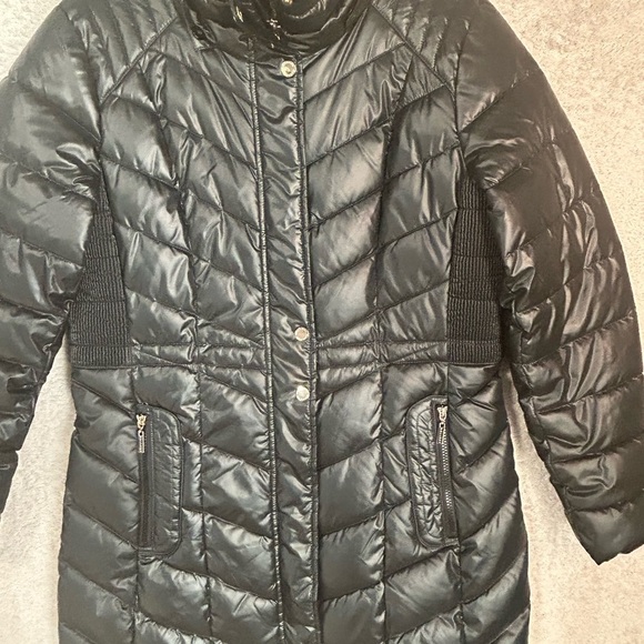 Gallery Women’s Black Knee Length Puffer Coat Size Medium. Warm Capsule Winter - Picture 8 of 10